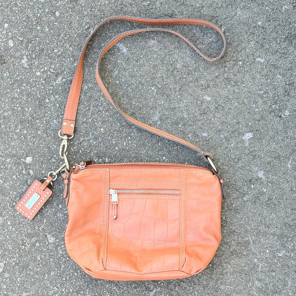 Tignanello Leather Crossbody Bag Women’s Croc Embossed Multi Pocket Purse Boho